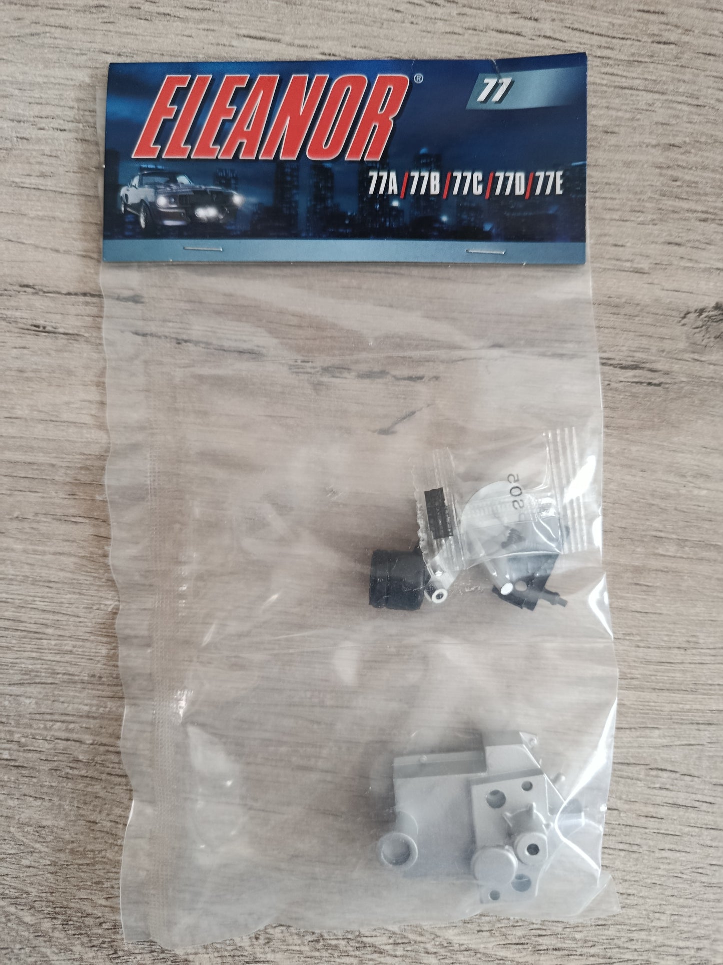Pièces fascicule n°77 numéro 77 pièce détachée Ford Mustang 1967 Eleanor 60 secondes chrono 1/8 1/8ème Eaglemoss Collections #E54