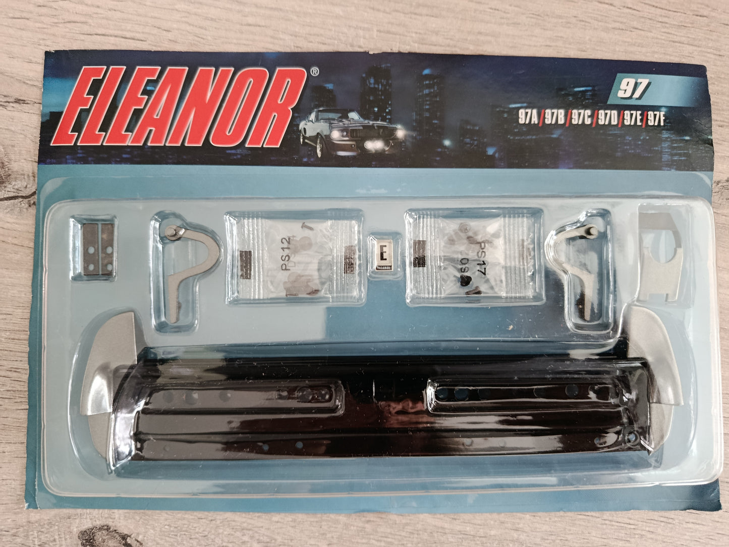 Pièces fascicule n°97 numéro 97 pièce détachée Ford Mustang 1967 Eleanor 60 secondes chrono 1/8 1/8ème Eaglemoss Collections #E54