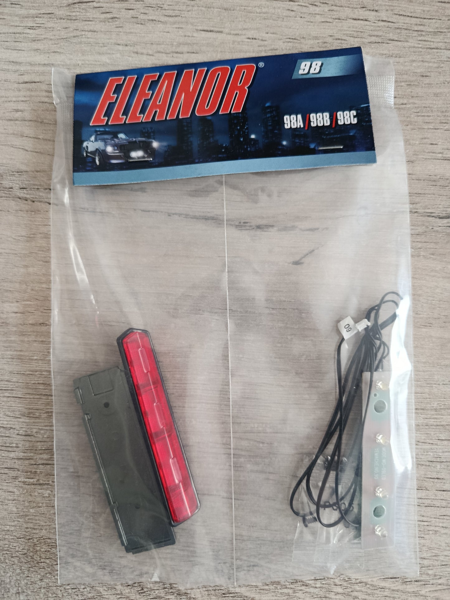 Pièces fascicule n°98 numéro 98 pièce détachée Ford Mustang 1967 Eleanor 60 secondes chrono 1/8 1/8ème Eaglemoss Collections #E54