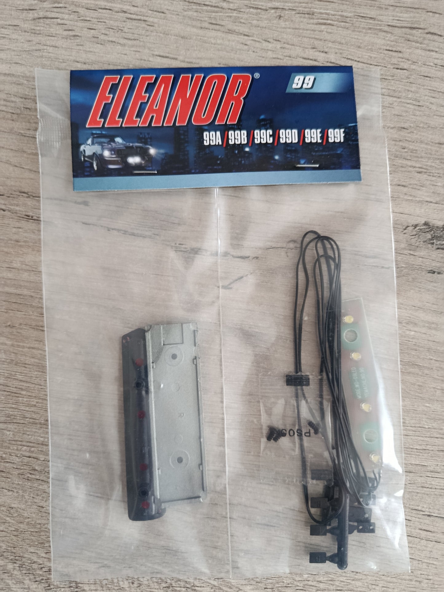 Pièces fascicule n°99 numéro 99 pièce détachée Ford Mustang 1967 Eleanor 60 secondes chrono 1/8 1/8ème Eaglemoss Collections #E54