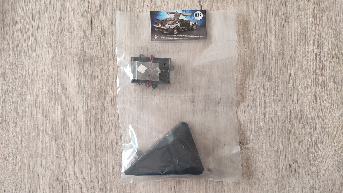 Pièces seule sans fascicule n°32 pièce détachée DeLorean Retour vers le Futur Eaglemoss 1/8 #E76