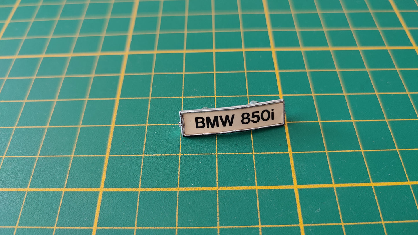 Plaque immatriculation avant pièce détachée miniature Maisto Bmw 850i 1/18 1/18e 1/18ème #C95