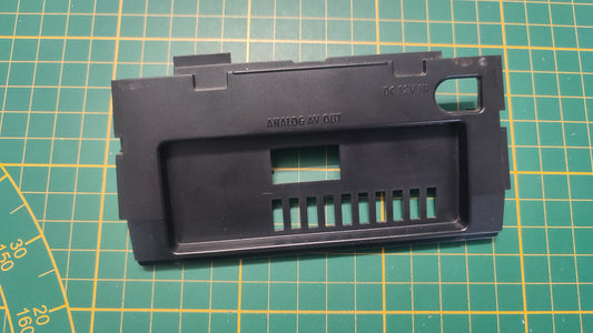 Plasturgie cache arrière h1-1 pièce détachée console de jeux Nintendo Gamecube DOL-101 (EUR) #E68