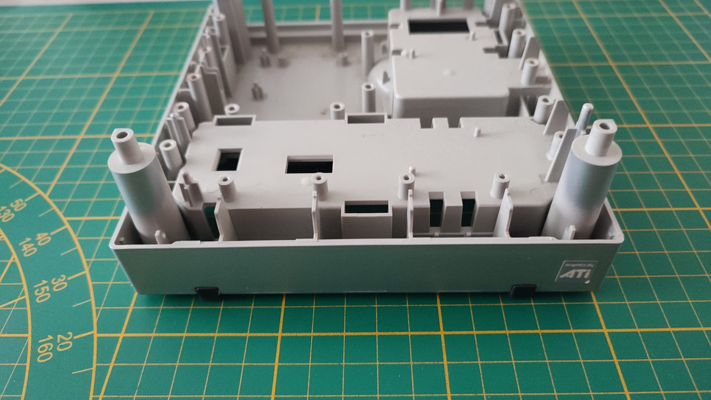 Plasturgie inférieure pièce détachée console de jeux Nintendo Gamecube DOL-001 (EUR) #E35