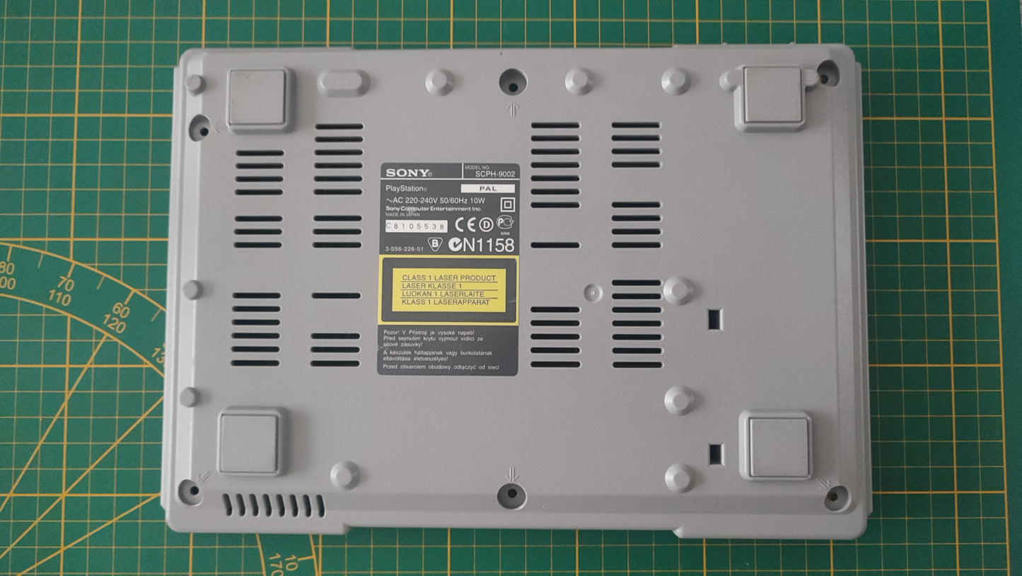 Plasturgie inférieure pièce détachée console de jeux Sony Playstation 1 Ps1 SCPH-9002 #E38