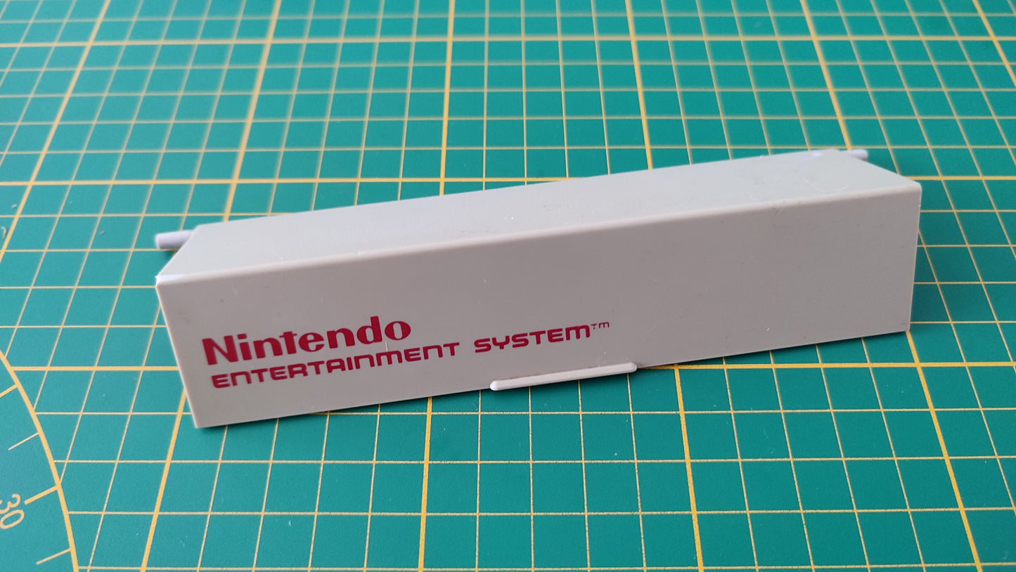 Plasturgie tiroir Nintendo V2 pièce détachée console de jeux Nintendo Nes NESE-001 FRA #C57