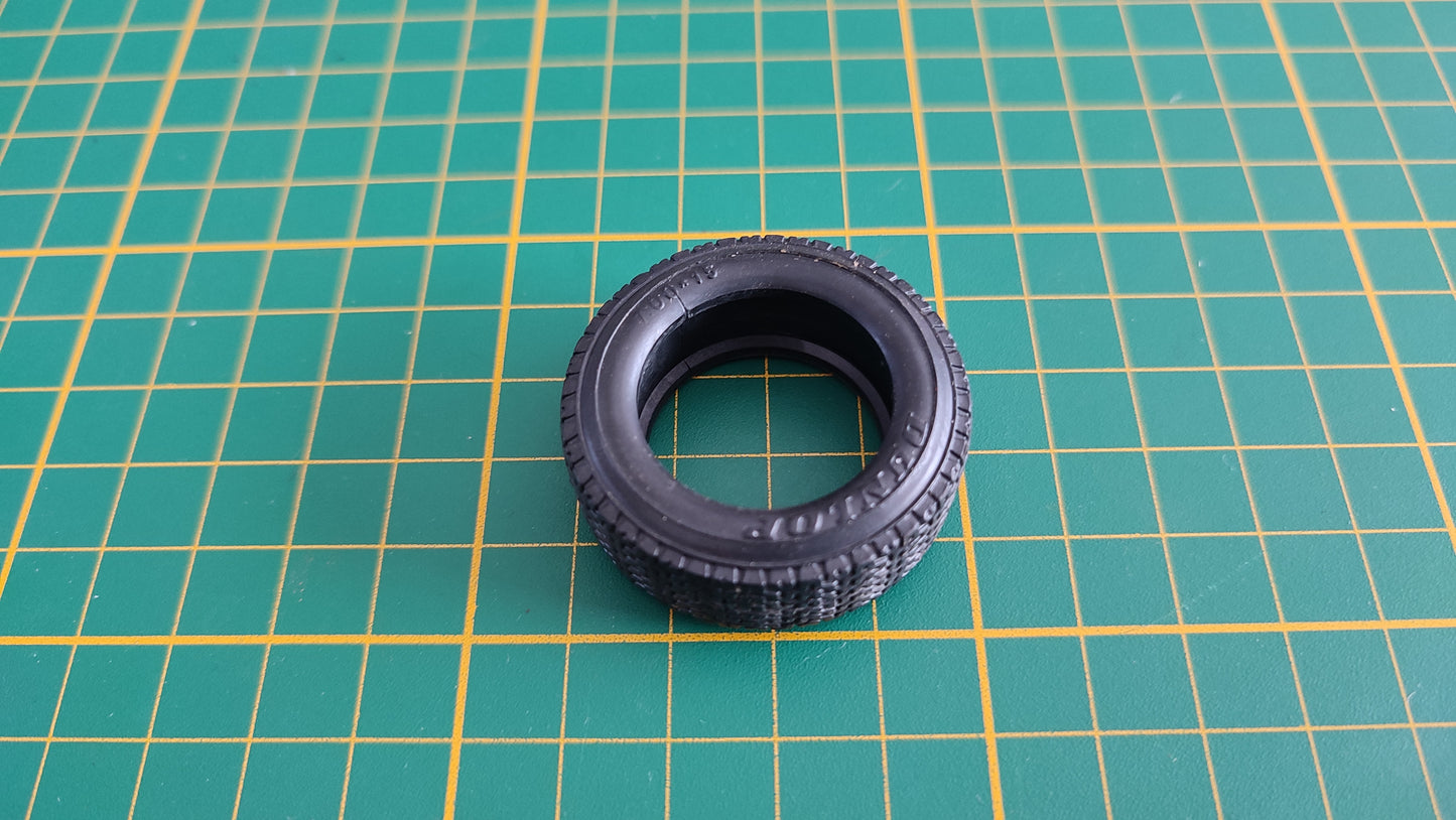 Pneu seul pièce détachée miniature Bburago Burago Jaguar type E 1961 1/18 1/18e 1/18ème #C64