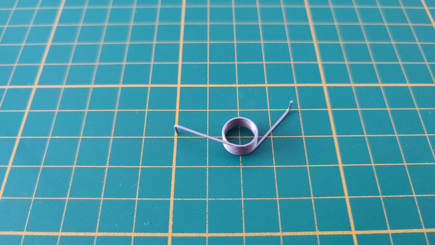 Ressort d'ouverture pièce détachée console de jeux Nintendo Gamecube DOL-001 (EUR) #E35