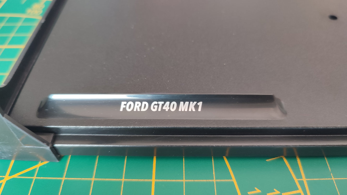 Socle support extérieur Ford GT40 Widebody MK1 Solido 1/18 – Pièce détachée #E71