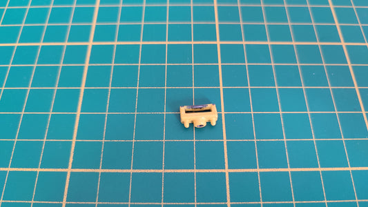 Système de fixation de porte n°1 Ford GT40 Widebody MK1 Solido 1/18 – Pièce détachée #E71