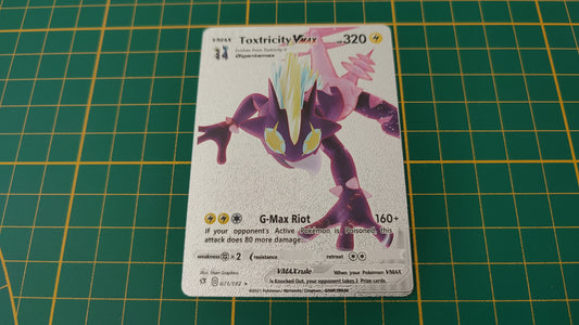 Toxtricity Vmax carte illustration Pokémon cosplay couleur argent anglaise #SP