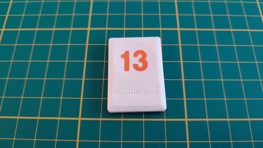 Tuile chiffre 13 treize orange pièce détachée L'original Rummikub chiffres M&M Ventures 2014 #E31