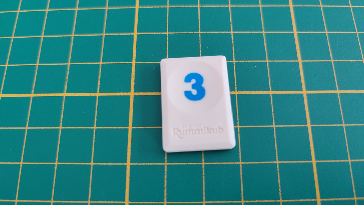 Tuile chiffre 3 trois bleu pièce détachée jeu de société Rummikub Le rami des chiffres jeu de voyage Hasbro #E47