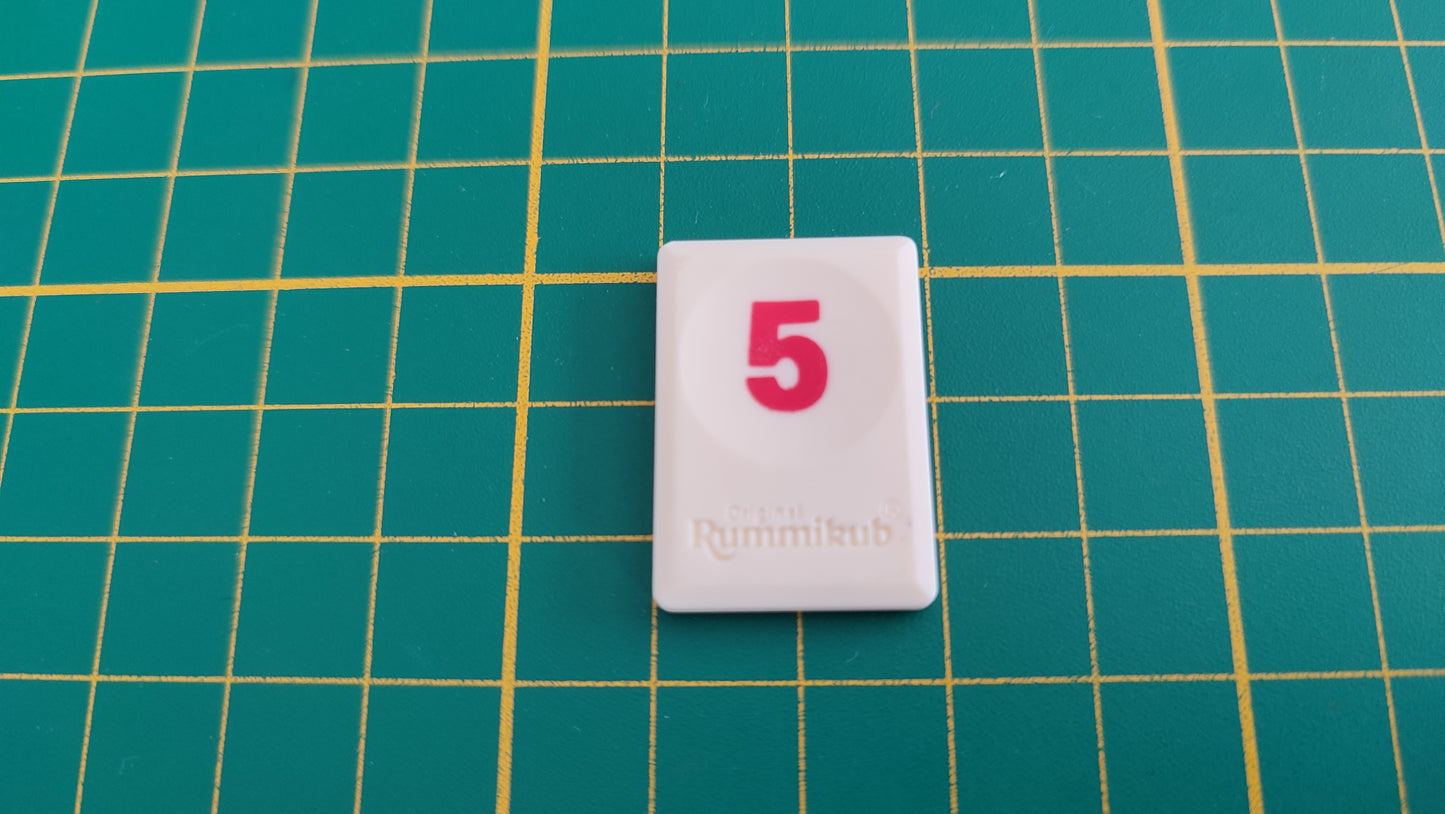 Tuile chiffre 5 cinq rouge pièce détachée jeu de société Rummikub Le rami des chiffres jeu de voyage Hasbro #C68