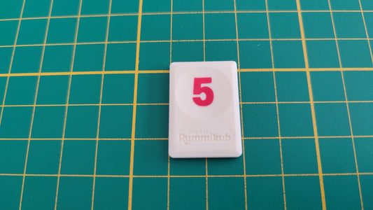 Tuile chiffre 5 cinq rouge pièce détachée jeu de société Rummikub Le rami des chiffres jeu de voyage Hasbro #C68