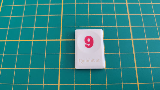 Tuile chiffre 9 neuf rouge pièce détachée jeu de société Rummikub Le rami des chiffres jeu de voyage Hasbro #C68