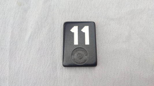 Tuile numéro 11 blanche Rummikub Black Edition Goliath Pièce détachée #E73