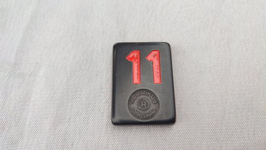 Tuile numéro 11 rouge Rummikub Black Edition Goliath Pièce détachée #E73