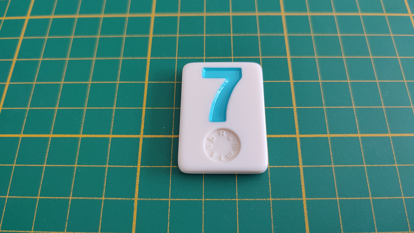 Tuile numéro 7 sept bleu pièce détachée jeu de société Rummikub Le rami des chiffres XXL #E60