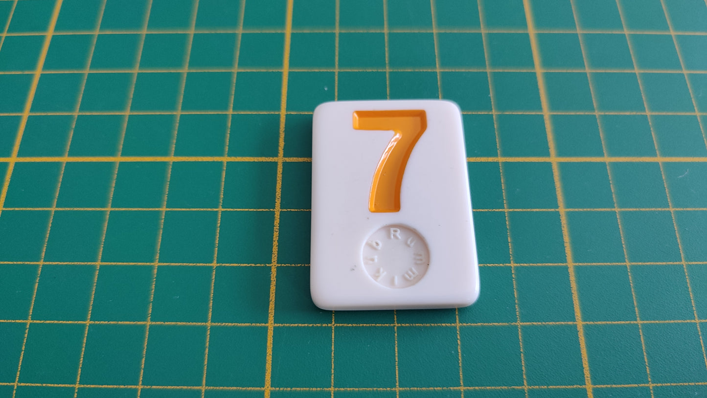 Tuile numéro 7 sept orange pièce détachée jeu de société Rummikub Le rami des chiffres XXL #E60