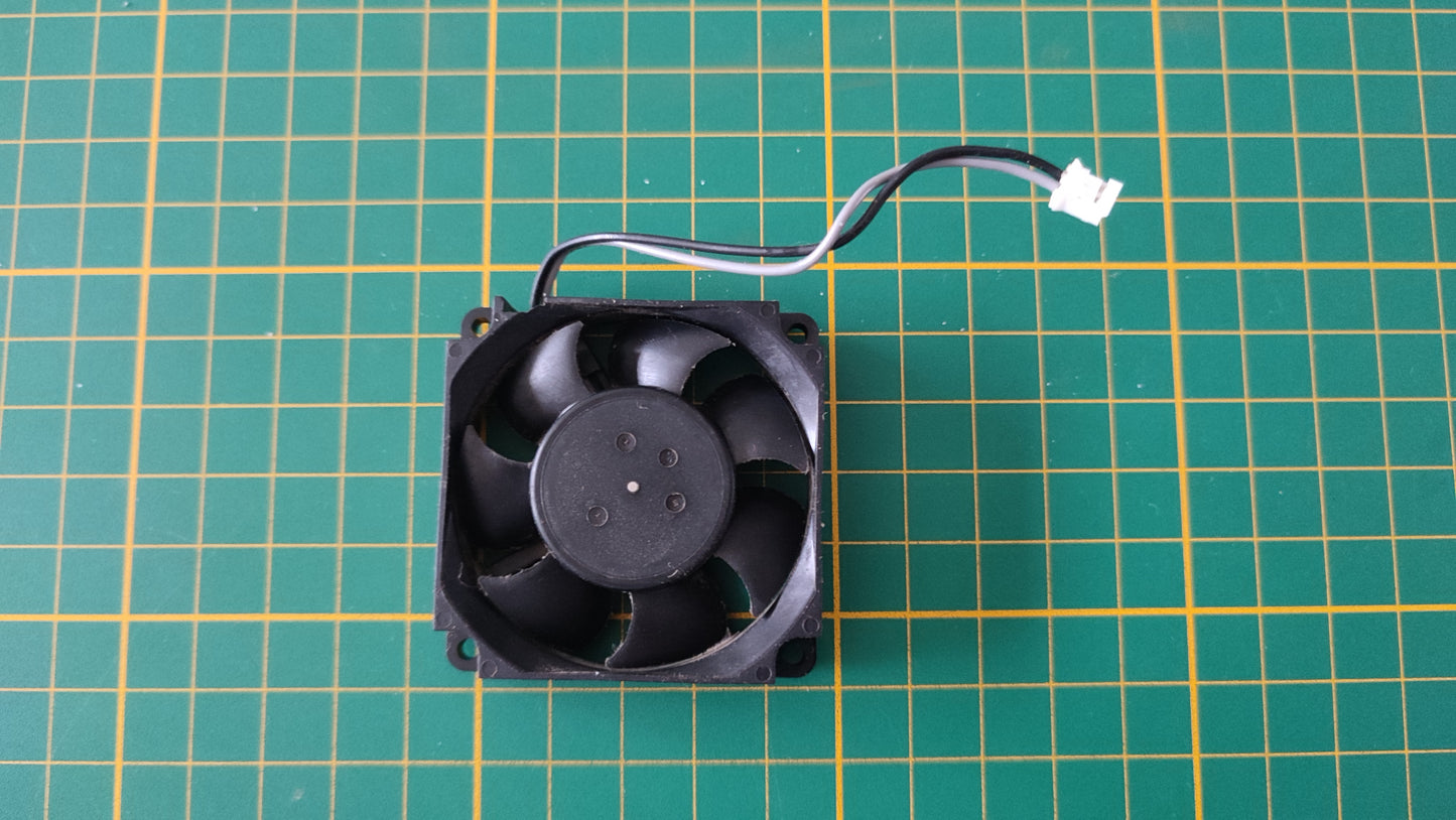 Ventilateur interne D05U-12TS1 pièce détachée console de jeux Nintendo Gamecube DOL-001 (EUR) #D66