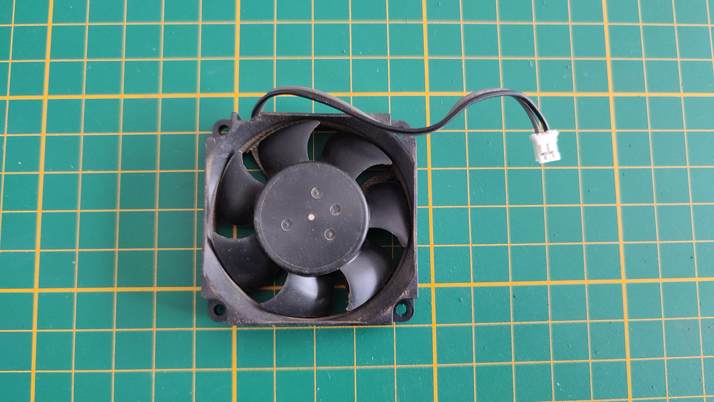 Ventilateur interne Nidec D05U-12TS1 pièce détachée console de jeux Nintendo Gamecube DOL-001 (EUR) #C20