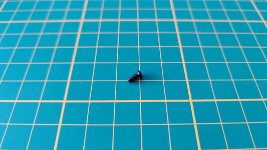 Vis KM 2.3x4mm n°96 pièce détachée Porsche 911 Carrera RS 2.7 1/8 1/8ème Altaya
