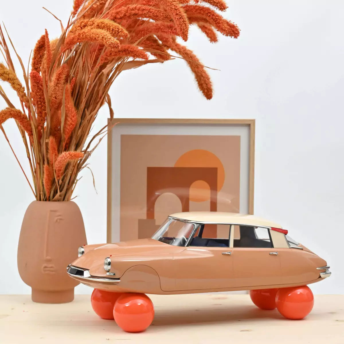 Citroën DS 19 sur boules 1959 Beige 1/12