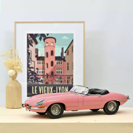 Jaguar E-Type Cabriolet 1962 Rose 1/12